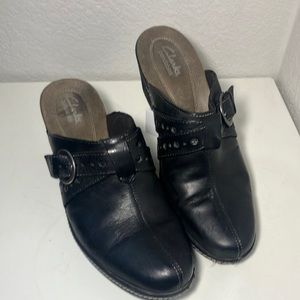 Clark’s Bendable Black Mules 35720 Size 9M